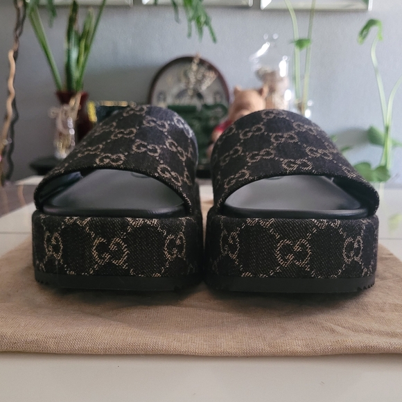 GUCCI Angelina Platform SandalBlack Jacquard Denim Like New! - Picture 4 of 9
